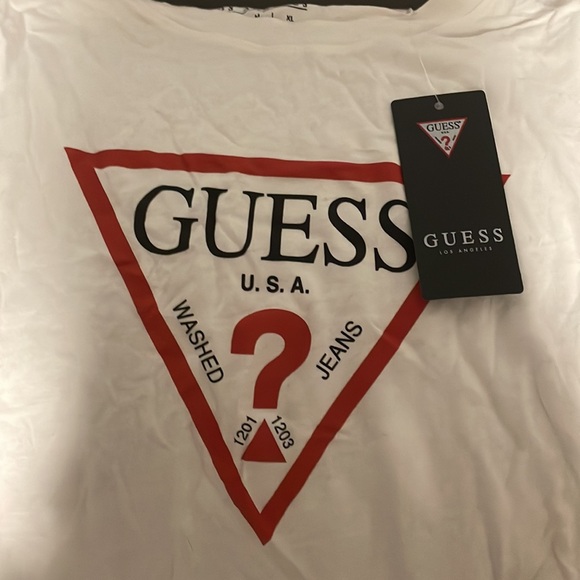 Guess Women’s White T-Shirt - Picture 2 of 3
